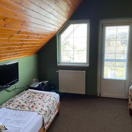 Villa Astoria Balatongyörök Eksteriør billede