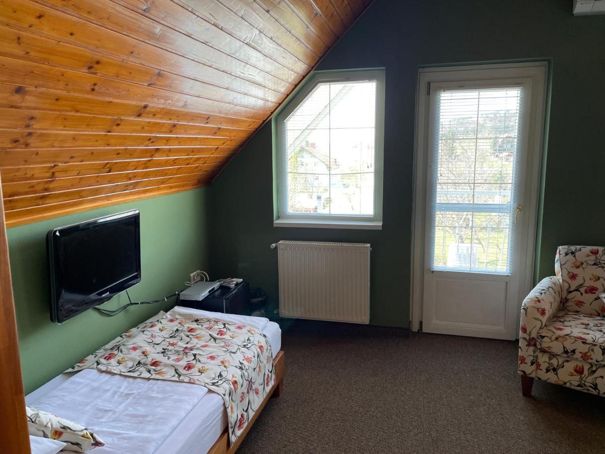 Villa Astoria Balatongyörök Eksteriør billede