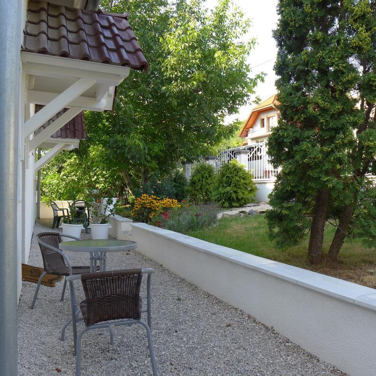 Villa Astoria Balatongyörök Eksteriør billede