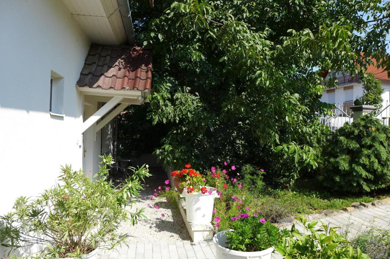 Villa Astoria Balatongyörök Eksteriør billede